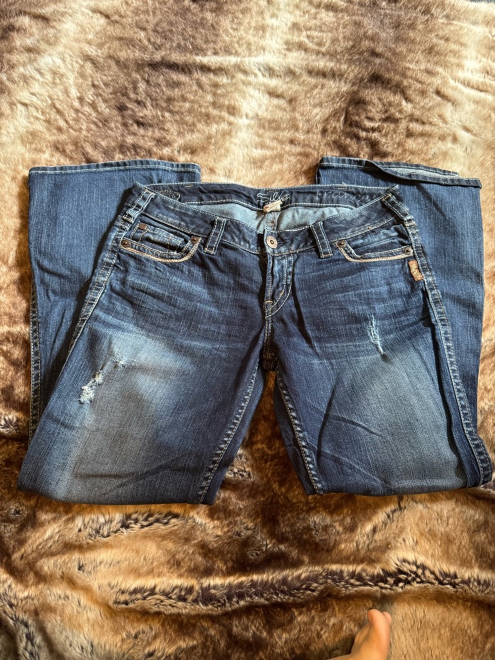 Silver Jeans lightly Distressed denim Size 30 NWOT!